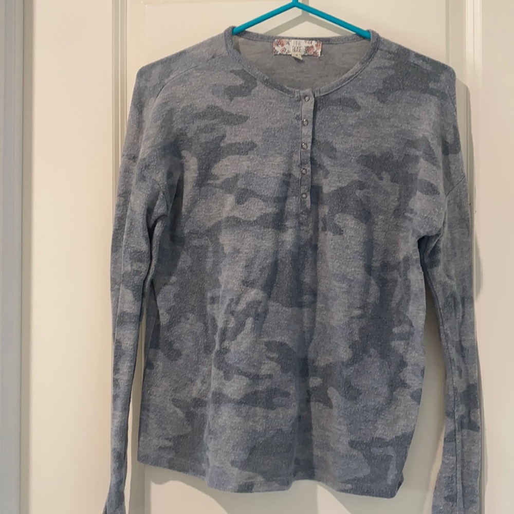 Grey camo sweater